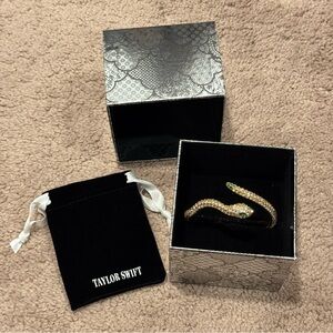 Taylor Swift - Reputation Album Snake Cuff Bracelet